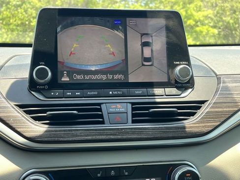 Used 2020 Nissan Altima 2.5 Platinum FWD image 19