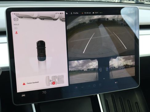 Used 2021 Tesla Model Y Long Range image 23