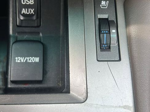 Used 2012 Lexus GX 460 Premium AWD/4WD image 30