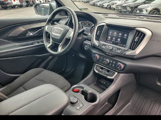 Certified 2024 GMC Terrain SLE w/ Driver Convenience Package AWD/4WD image 22
