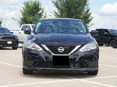 Used 2019 Nissan Sentra S FWD image 2