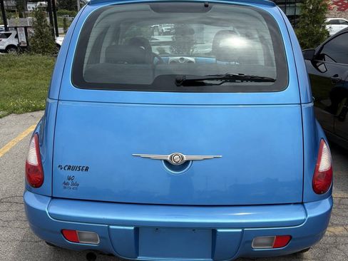 Used 2008 Chrysler PT Cruiser FWD image 3