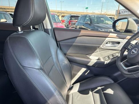 Used 2023 Nissan Rogue SL FWD image 19