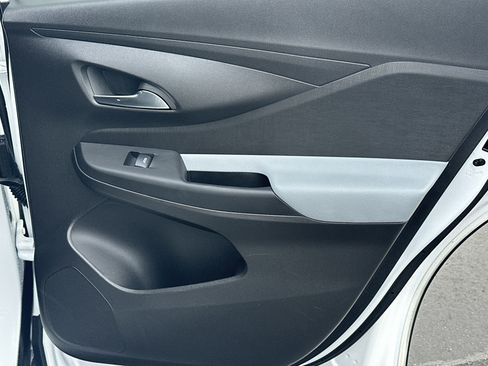 Used 2024 Buick Envista Preferred w/ Convenience I Package image 15