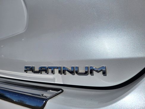 Used 2022 Toyota Highlander Platinum image 23