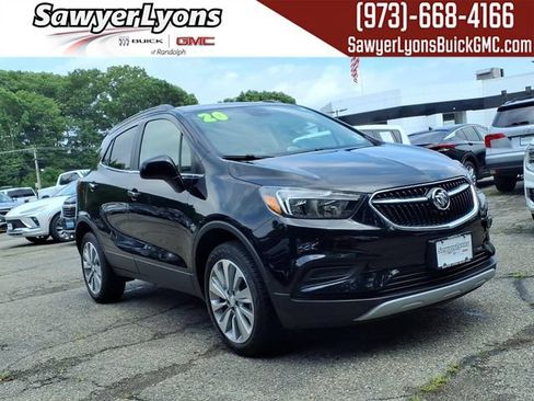 Used 2020 Buick Encore Preferred w/ Safety Package AWD/4WD image 1