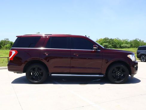 Used 2021 Ford Expedition XLT RWD image 6