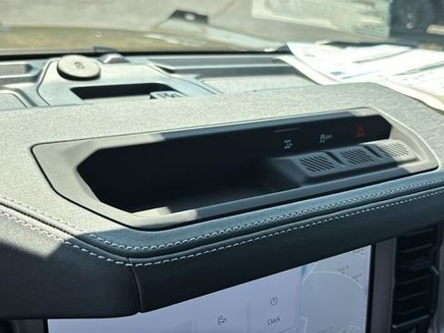 New 2026 Ford Bronco Outer Banks AWD/4WD image 16