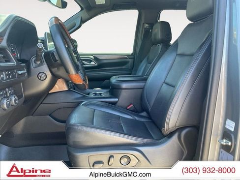 Used 2021 Chevrolet Suburban High Country AWD/4WD image 11
