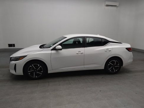 Used 2024 Nissan Sentra SV FWD image 3