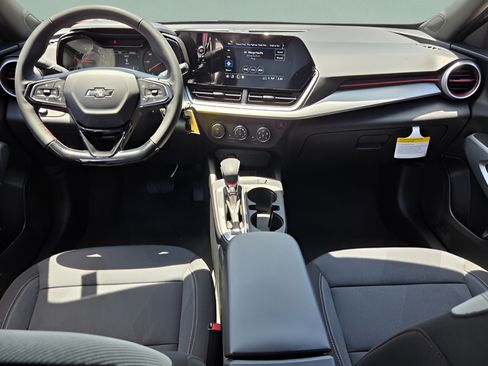 New 2026 Chevrolet Trax RS w/ Sunroof Package FWD image 12