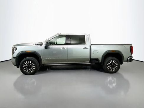 Used 2024 GMC Sierra 2500 Denali Ultimate w/ Max Trailering Package image 5