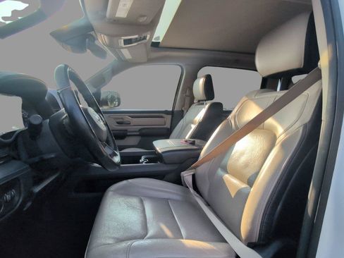 Used 2019 RAM 1500 Limited w/ Advanced Safety Group AWD/4WD image 18