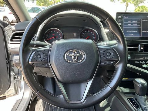 Used 2021 Toyota Camry XSE FWD image 19