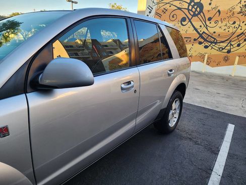 Used 2005 Saturn Vue AWD V6 w/ Comfort Pkg image 36