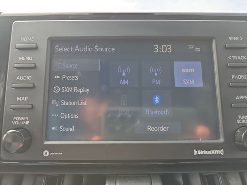 Used 2021 Toyota RAV4 XLE image 30