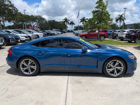 Used 2023 Audi e-tron GT Premium Plus AWD/4WD image 3