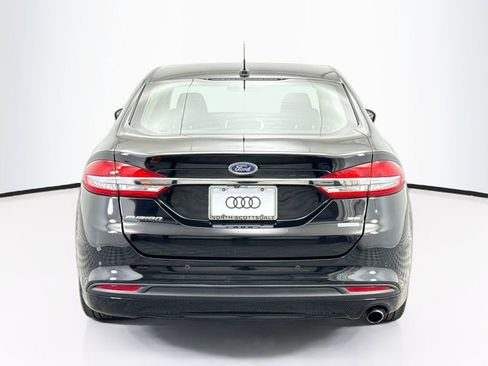 Used 2018 Ford Fusion SE w/ Fusion SE Technology Package image 6