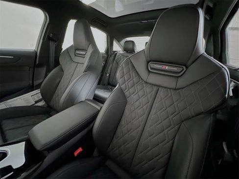 New 2026 Audi A6 Prestige image 10