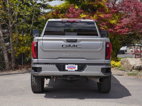 Used 2025 GMC Sierra 2500 Denali Ultimate w/ Max Trailering Package AWD/4WD image 24