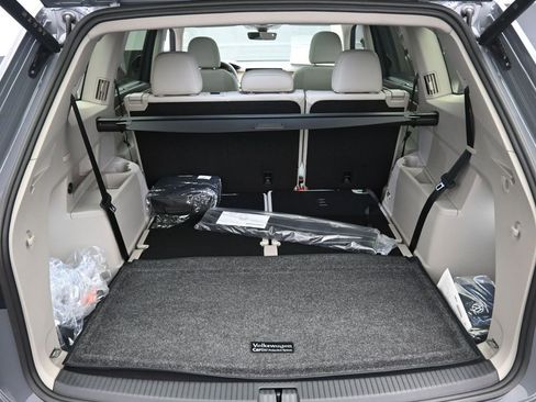 New 2026 Volkswagen Atlas SE FWD image 24