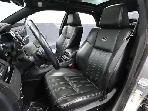Used 2018 Chrysler 300 S w/ Beats Audio Group image 25