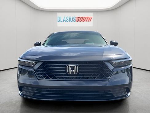 Used 2025 Honda Accord Sport image 8