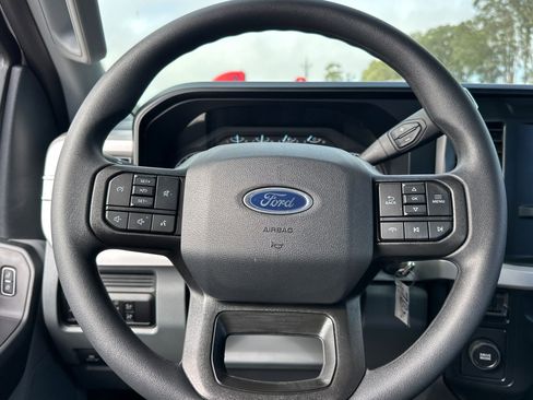 New 2026 Ford F250 XL w/ XL Chrome Package image 20