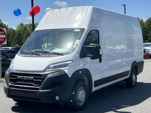 New 2024 RAM ProMaster 3500 w/ Delivery Van Package FWD image 2