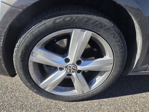 Used 2012 Volkswagen Eos Lux image 9