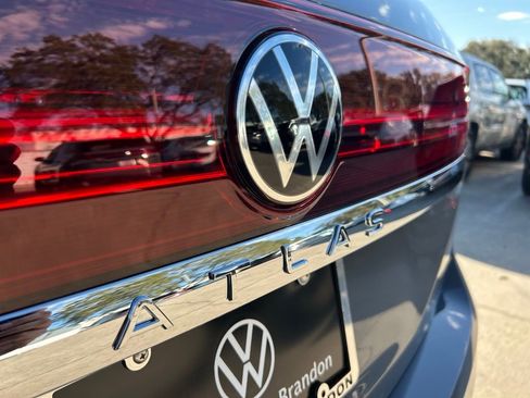 New 2026 Volkswagen Atlas SE FWD image 49