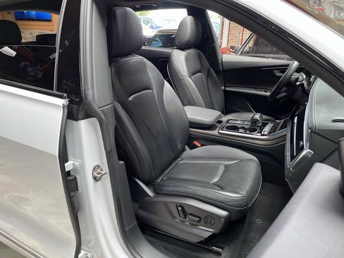 Used 2019 Audi Q8 Prestige w/ Year 1 Package AWD/4WD image 26