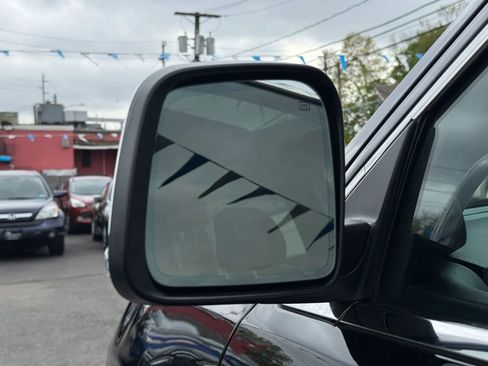 Used 2014 Jeep Grand Cherokee Limited image 6