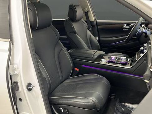 Used 2025 Genesis GV80 3.5T Advanced image 24