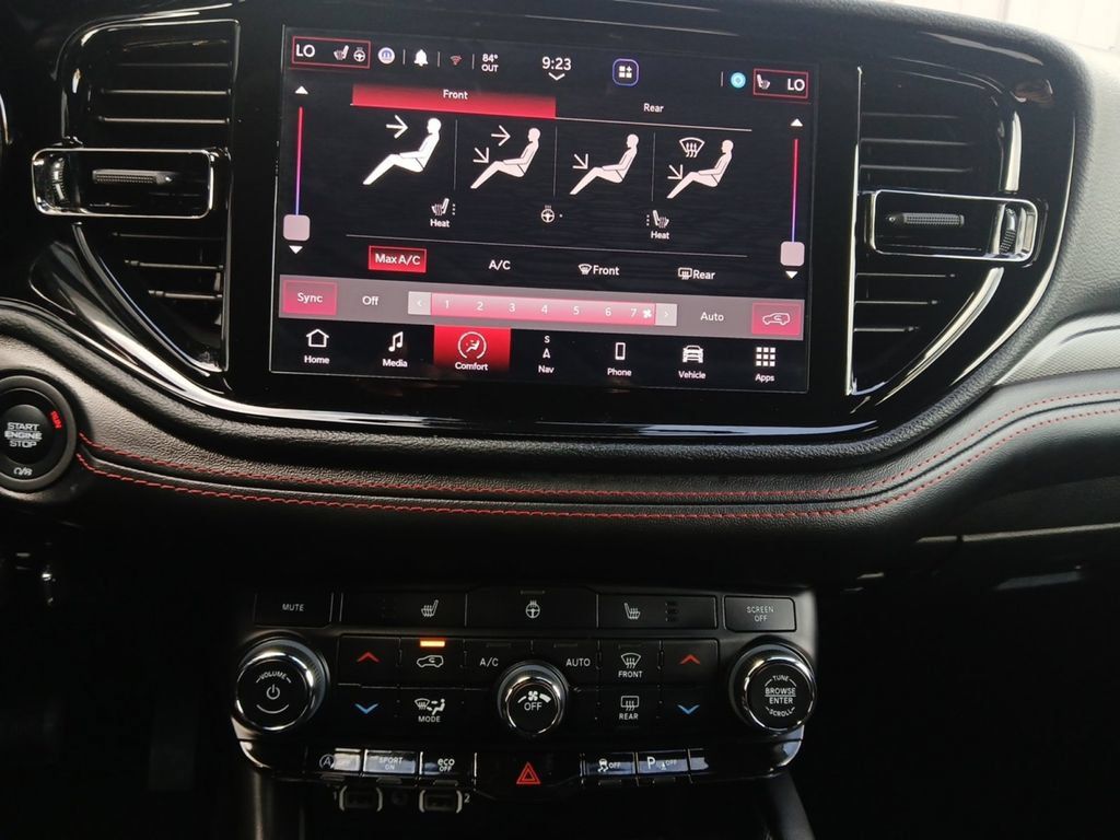 Used 2023 Dodge Durango GT AWD/4WD image 4