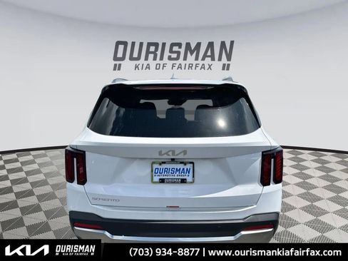 New 2025 Kia Sorento S w/ Panoramic Sunroof Package image 3