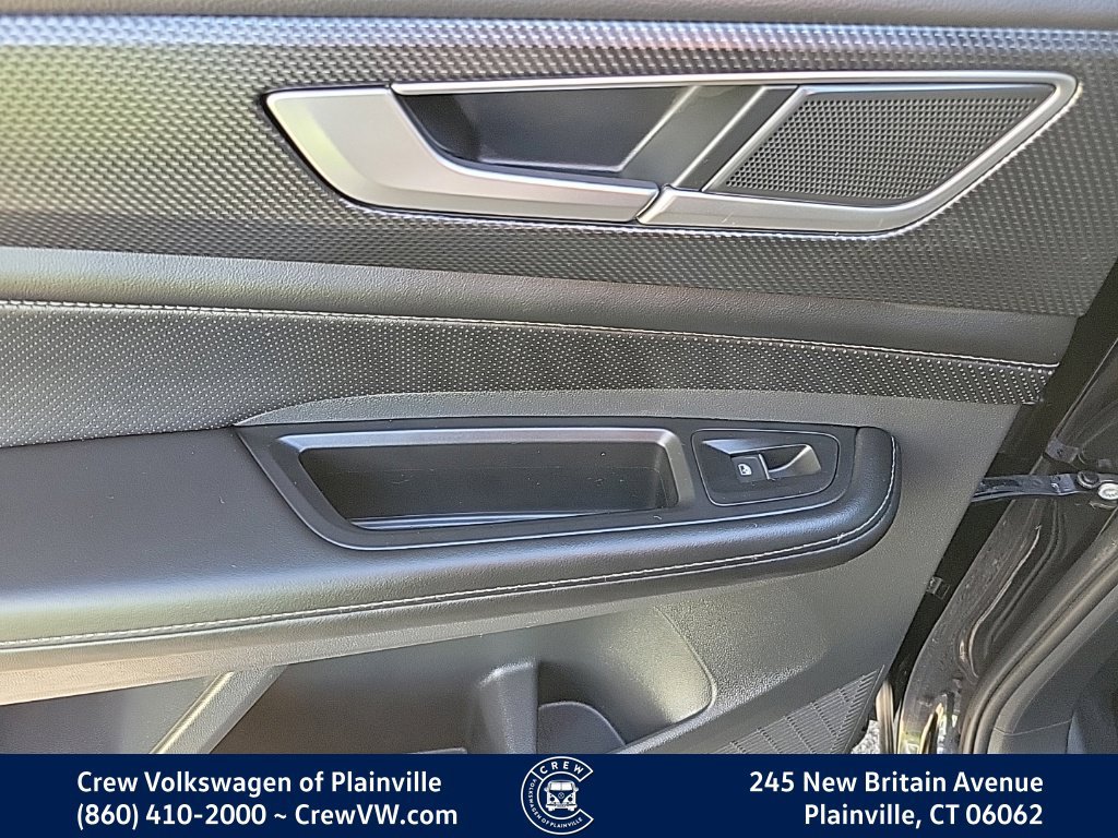 Certified 2024 Volkswagen Atlas Cross Sport SEL R-Line w/ Adventure Package AWD/4WD image 48