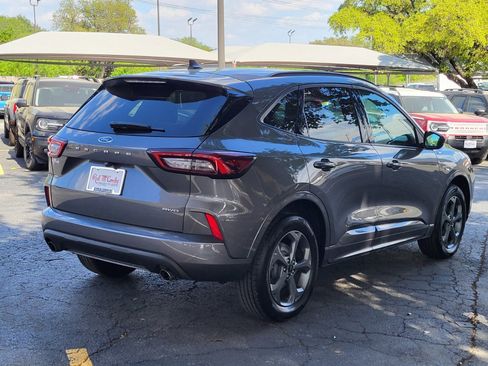 Used 2024 Ford Escape ST-Line image 4