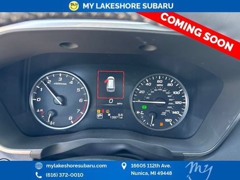 Used 2025 Subaru Ascent Premium AWD/4WD image 9