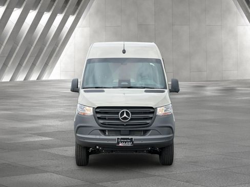 New 2026 Mercedes-Benz Sprinter 2500 image 9