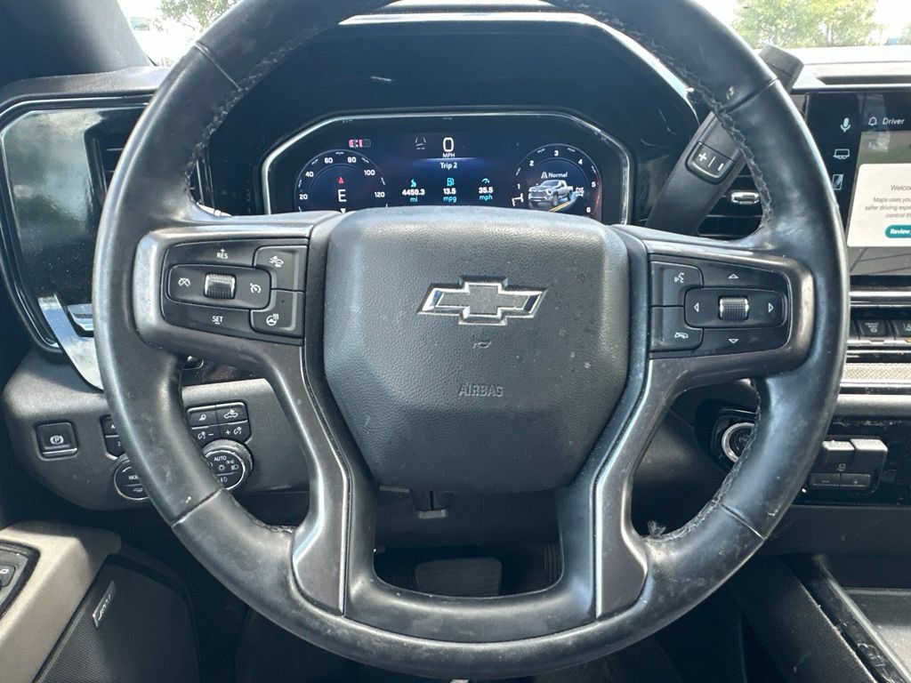 Used 2025 Chevrolet Silverado 2500 ZR2 w/ Technology Package AWD/4WD image 17