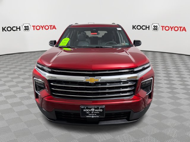 Used 2026 Chevrolet Traverse LT w/ LPO, Floor Liner Package AWD/4WD image 2
