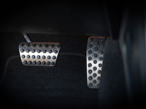 Used 2022 Dodge Challenger GT w/ Plus Package image 36