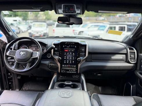 Used 2019 RAM 2500 Laramie w/ Night Edition AWD/4WD image 13