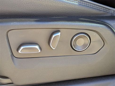 Used 2024 GMC Sierra 3500 Denali w/ Denali Reserve Package image 22