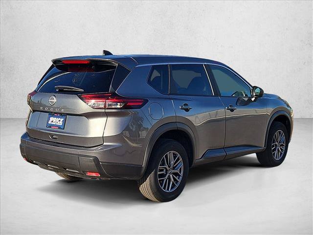 Used 2026 Nissan Rogue SV FWD image 5