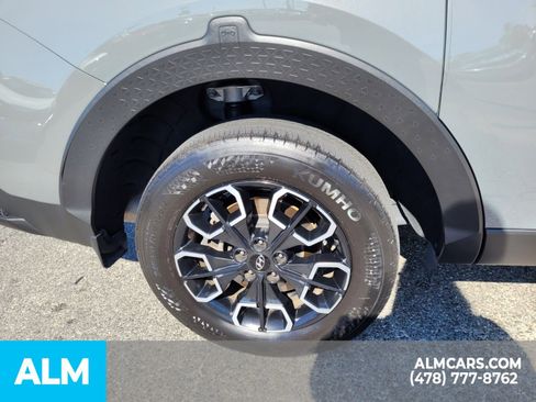 Used 2023 Hyundai Santa Cruz SEL image 12