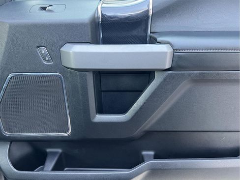 Used 2021 Ford F250 Platinum w/ FX4 Off-Road Package image 11