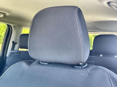 Used 2024 Jeep Grand Cherokee L Laredo RWD image 25