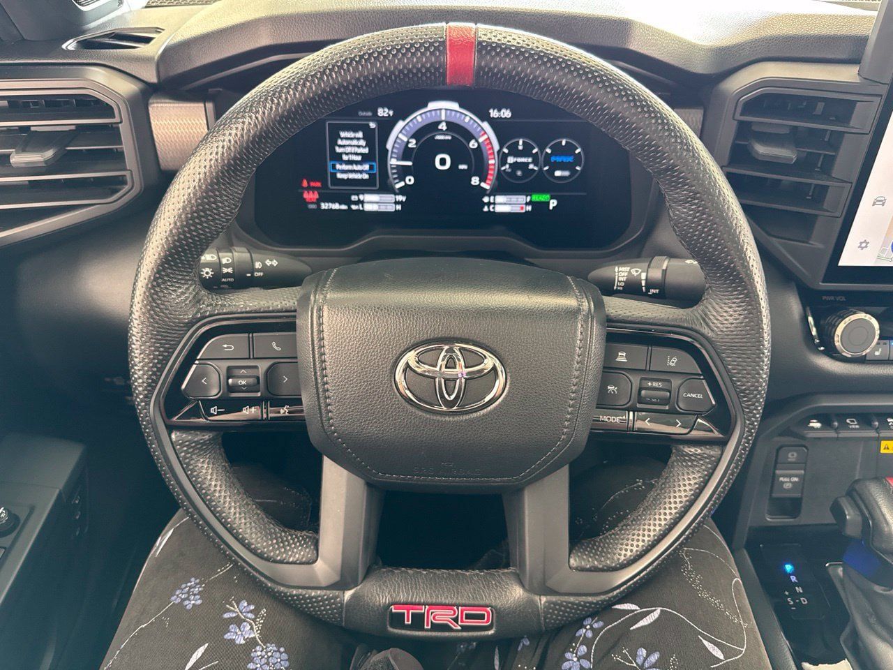 Used 2024 Toyota Tundra TRD Pro AWD/4WD image 20